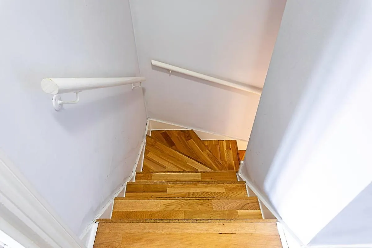 Modern Home Near Central London 0*,  United Kingdom