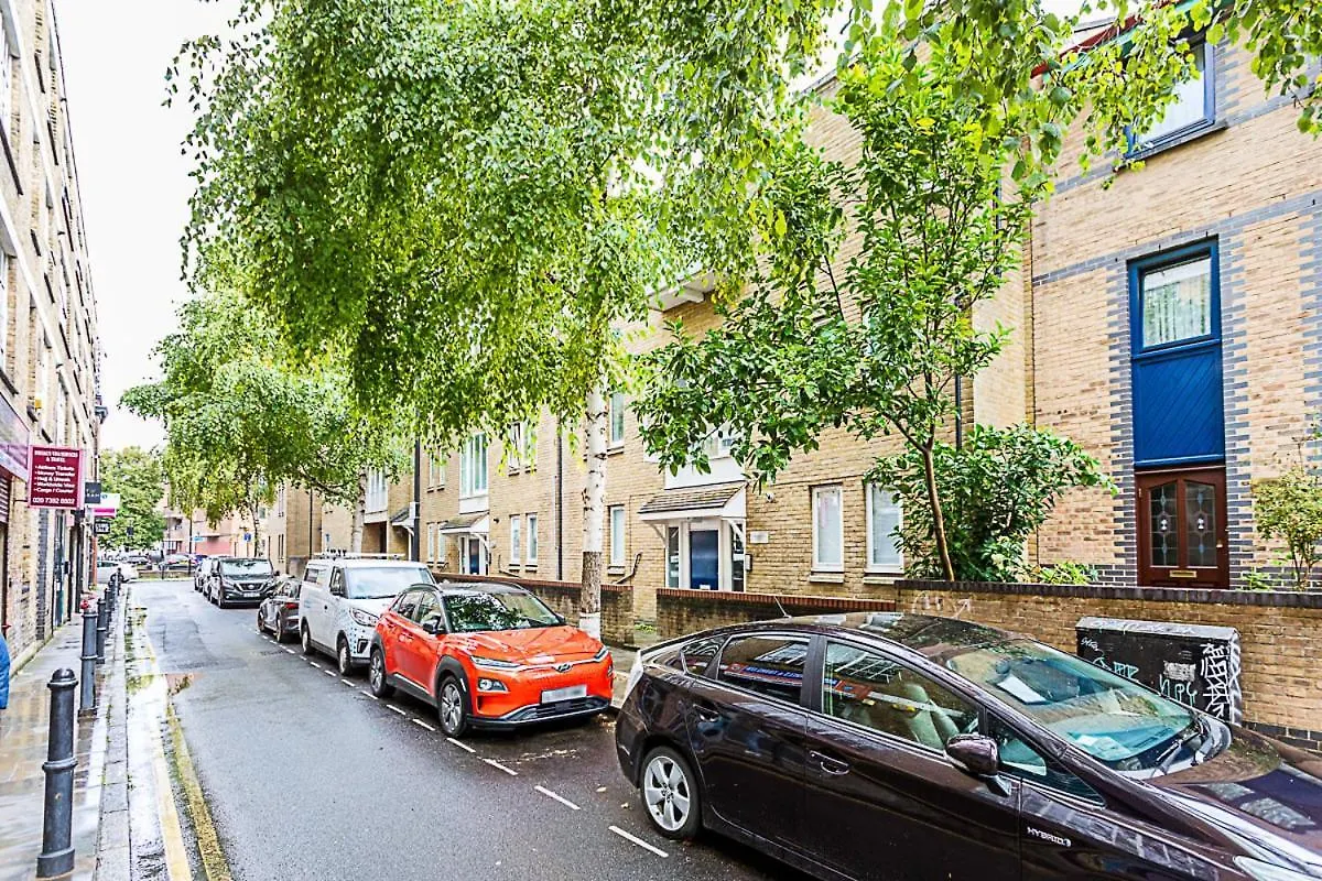 Modern Home Near Central London United Kingdom